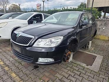 audi 1961: ŠKODA OCTAVIA 2010. GOD. - KOMPLETAN AUTO U DELOVIMA | Skoda — 1
