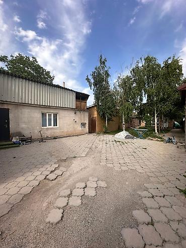 Продажа коттеджей и домов: Продается дом в Киргизии -1 Площадь участка: 7 соток. Отопление: Газ — 4