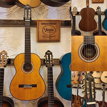 valencia gitara: Klassik gitara Valencia VC404 Simlərin sayı: 6 Üst:Sitka Spruce Qol — 1