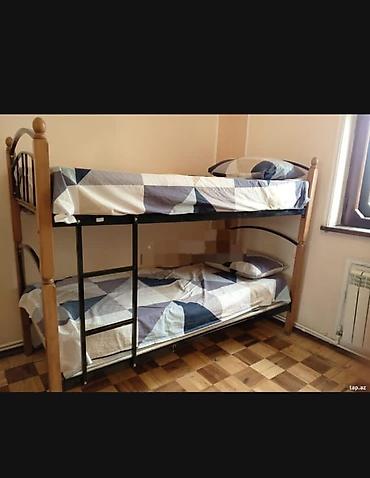 Oğlan və qız üçün, İşlənmiş, Çarpayı, Matras ilə, Siyirməsiz, Taxta