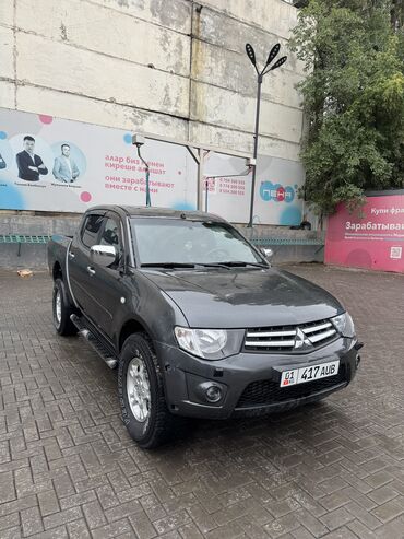машина на обмен с доплатой: Mitsubishi L200: 2012 г., 2.5 л, Автомат, Дизель, Пикап