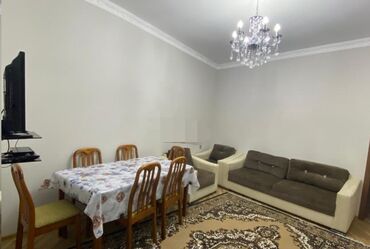 Günlük kirayə evlər: 50 kv. m, 2 otaqlı — 1