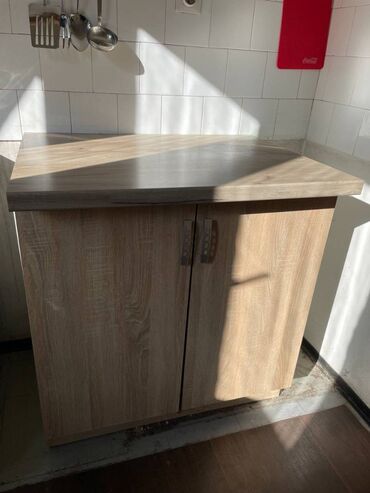 kreveti jela jagodina: Kitchen cabinets, color - Beige, Used