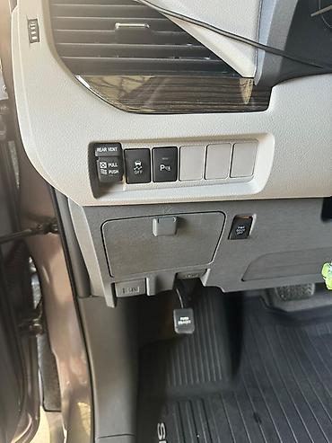 Toyota: Toyota Sienna: 2019 г., 3.5 л, Автомат, Бензин, Минивэн — 13