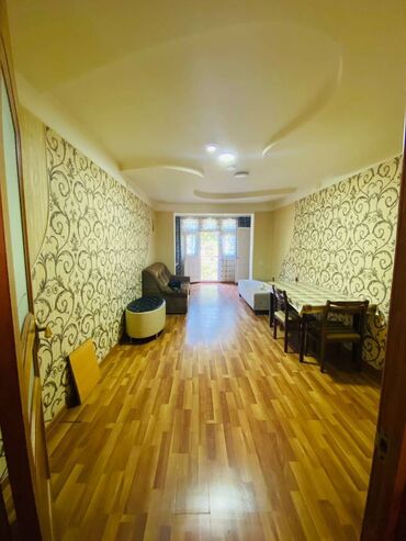 Köhnə tikili: Bakı, 3 otaqlı, Köhnə tikili, m. Neftçilər, 80 kv. m — 2