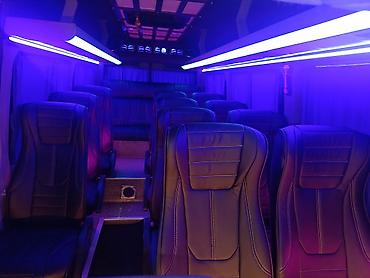 Аренда пассажирского буса: Mercedes-Benz Sprinter пассажирский микроавтобус (длинная база — 9