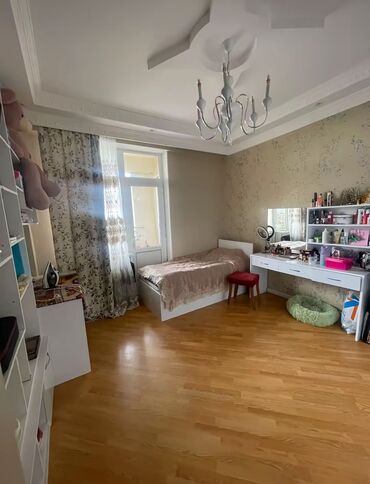 Həyət evləri və villaların satışı: Binəqədi qəs. 3 otaqlı, 100 kv. m, Yeni təmirli — 10