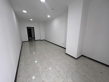 Коммерциялык мүлк: Кеңселерди ижаралоо, 100 м², Бизнес борборунда, Тоолор көрүнүп турат, 1-катар, Өзүнчө ашканасы менен — 3