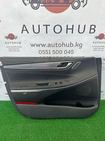 grander: Дверная карта Hyundai 2017 г., Б/у, Оригинал, Корея — 1