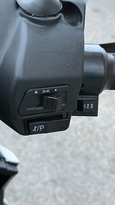 Мопеды, скутеры: Moped/skuter – şəhərdaxili sürüş və çatdırılma üçün ideal - Rəng — 8