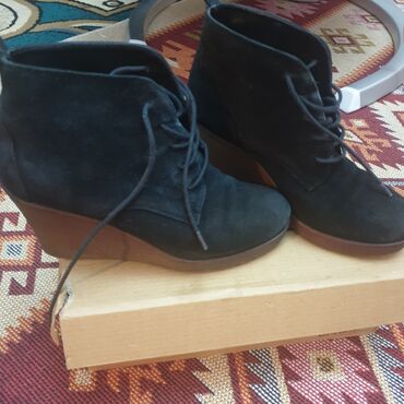 черные замшевые ботильоны: Натуральный замша