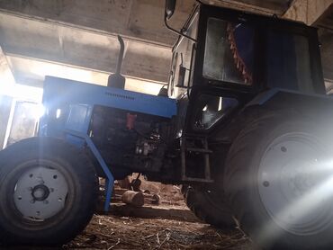 Тракторы МТЗ (Беларус): Трактор шаймандары менен сатылат — 6