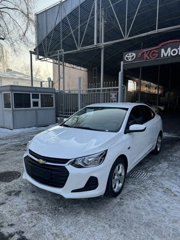 Chevrolet: Chevrolet : 2020 г., 1 л, Автомат, Бензин, Седан