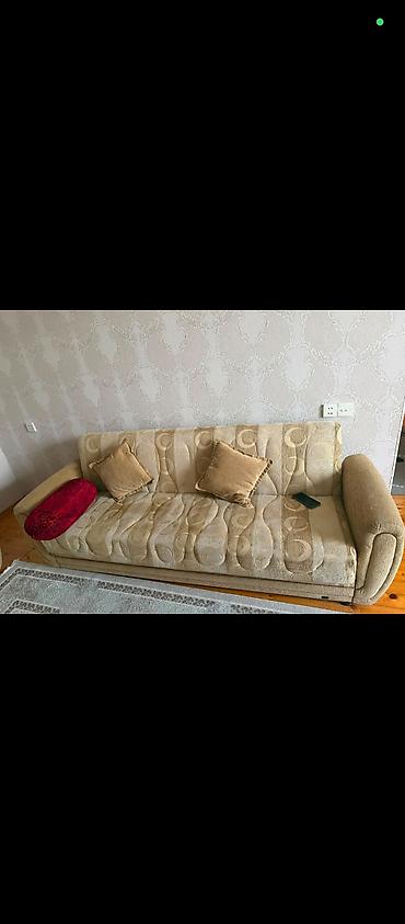divan krovat: Klassik bej rəng palitrasında 2 hissəli yumşaq mebel dəsti: - 1 ədəd — 2