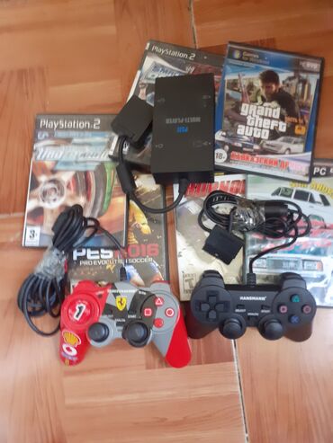 PS2 & PS1 (Sony PlayStation 2 & 1): PES 2 ucun 2eded pult 1eded perxadnik 4neferlik elemek ucun 7eded de