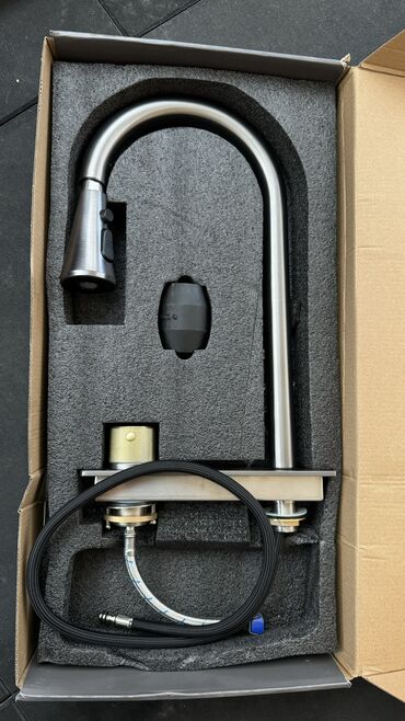 Кухонные мойки: Продается новая мойка! Цена:15000 сом! Качество 100 из 100 Метал — 12