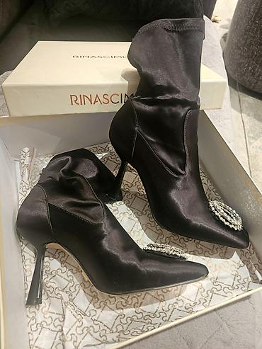 bele salonke prodaja: Rinascimento ženske ankle čizme – model Tronchetto Ankle-Boot WS11241 — 1