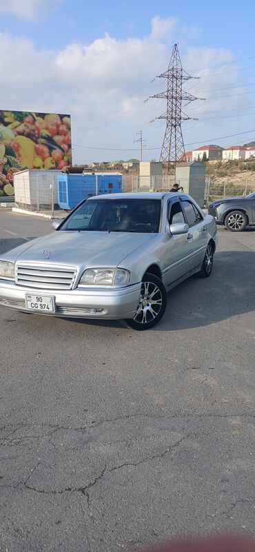 Mercedes-Benz: Mercedes-Benz C-Class (W202) sedan - Kuzov: 4 qapılı sedan, gümüşü — 17
