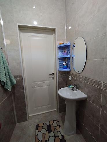 Продажа коттеджей и домов: Продается/сдается двухэтажный дом с огороженным двором — 20