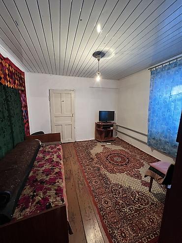 Продажа коттеджей и домов: 📍 В Сокулуке в селе Тош-Булак продается дом на участке 40 соток по — 5