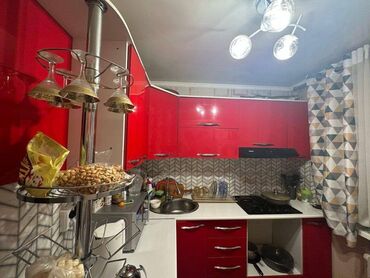 Продажа квартир: 3 комнаты, Агентство недвижимости