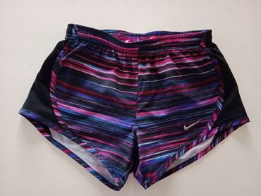 kratke majice i šortsevi za fitnes: Nike original šorc Dry fit Veličina S nošen 2 puta kao nov Cena 1000