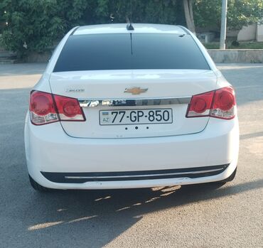 Chevrolet: Chevrolet Cruze: 1.4 l | 2015 il 20016 km Sedan -da lalafo.az — 3 Chevrolet: Chevrolet Cruze: 1.4 l | 2015 il 20016 km Sedan — 3
