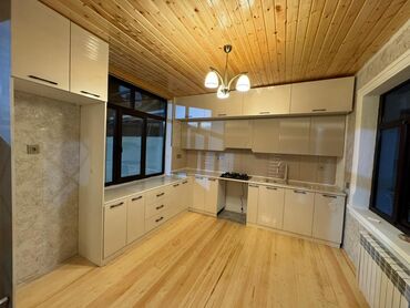 кухонная мебель: Кухонный гарнитур на заказ, МДФ