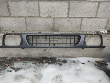 авто пикап: Решетка радиатора Isuzu 1992 г., Новый, Япония