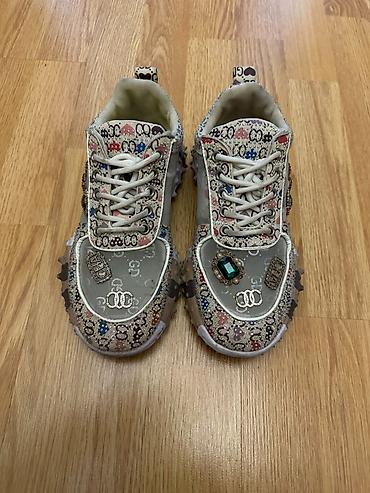 guccı: Krasovkalar gucci hər biri 20 azn çox baha alinib — 6