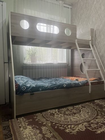 раскладная кровать детская: Продается 8000