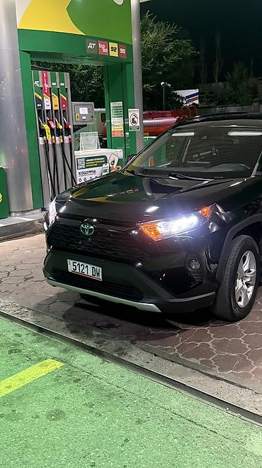 d 4d: Toyota RAV4: 2021 г., 2.5 л, Автомат, Гибрид, Кроссовер — 2