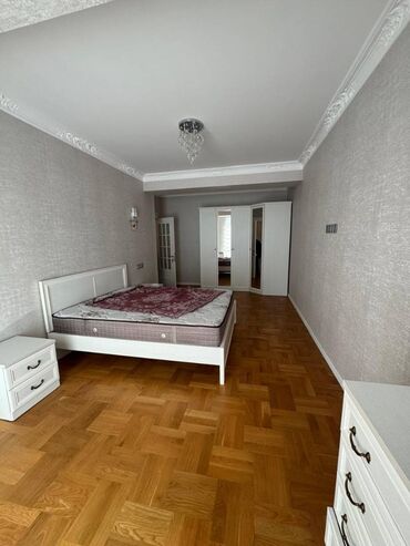 Uzunmüddətli kirayə mənzillər: Həzi Aslanov metrosu Panarama Parkda mənzil kirayə verilir. Mərtəbə — 12