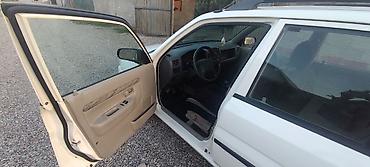 demio sport: Mazda Demio: 1999 г., 1.5 л, Механика, Бензин, Хэтчбэк — 4