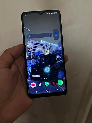 telefon a12: Samsung Galaxy A12 — 9