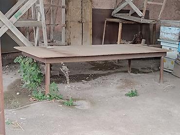 metal vitrin: Metall masa – sənaye tipli - Material: tam metal konstruksiya (qalın — 1