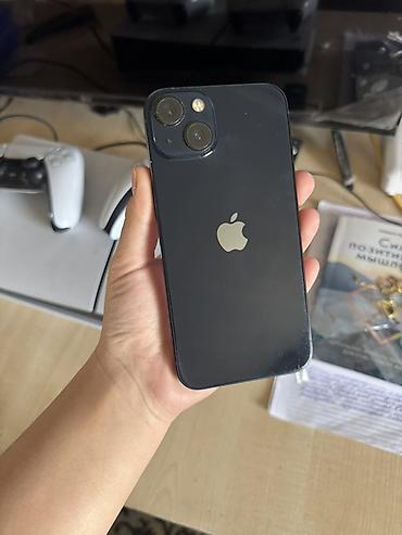 phone 13: IPhone 13, цвет Midnight (чёрный) - Экран 6.1" Super Retina XDR — 2