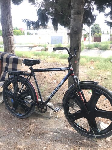 işlənmiş velosipetlər: Salam Velosiped Novxanıdadı prablemi yoxdu istiyen olsa Catdirilmada