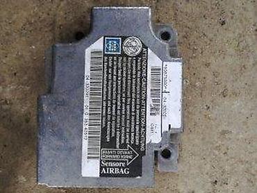 alfa 147 osiguraci: Alfa Romeo 147 - 1,6 TS - AIRBAG centrala. Cena se odnosi na komad — 7