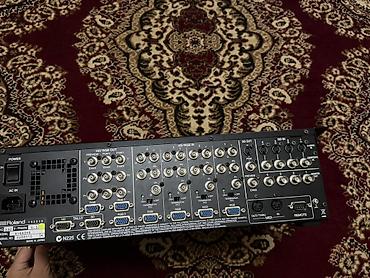 ses mikseri: Roland Edirol V-440HD – Multi-Format Video Mixer Xüsusiyyətlər: - SD — 5