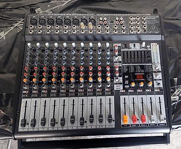 behringer 1002: Mehsullar yenidir az isledilib. Cemi 2/3 defe Iki mikrofon, iki — 1