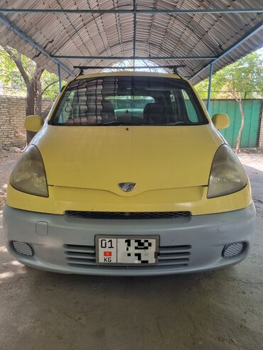 отдам фуру в рассрочку: Toyota Funcargo: 2001 г., 1.3 л, Автомат, Бензин, Хэтчбэк