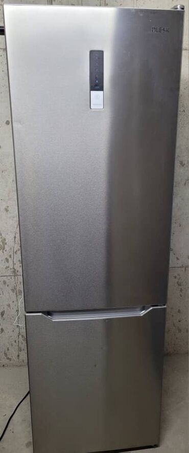 Другая бытовая техника: Холодильник Высота 190 Чистый, без запаха В ремонте не был Работает