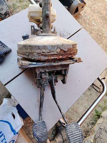 bmw e39 radiator: Məhsul: Avtomobil üçün soyuducu radiator və əlavə hissələr Təsvir: - — 7