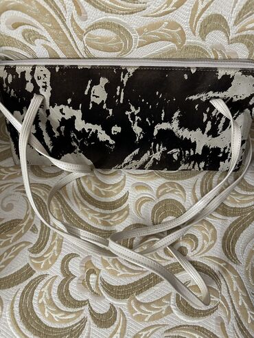 Çantalar: 10 azn — 17