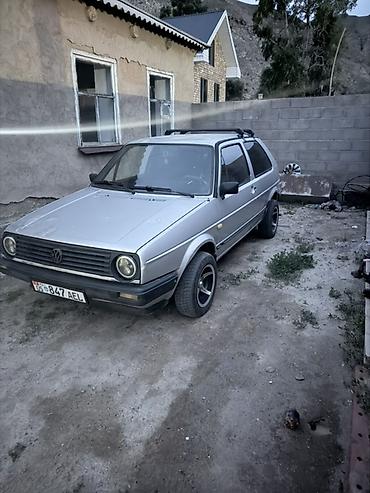 гелик мини: Volkswagen Golf: 1987 г., 1.8 л, Хэтчбэк — 2