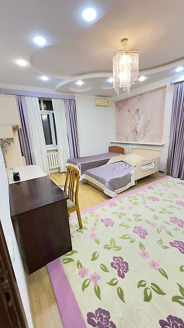 Долгосрочная аренда домов: 300 м², 8 комнат — 5