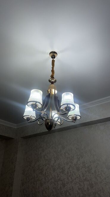 daş kubik satılır: Çılçıraq, 5 lampa, Metal