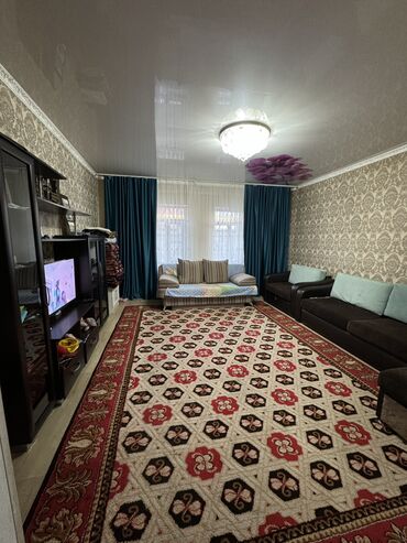 дом в горах бишкек: 63 м², 5 комнат, Старый ремонт С мебелью, Кухонная мебель