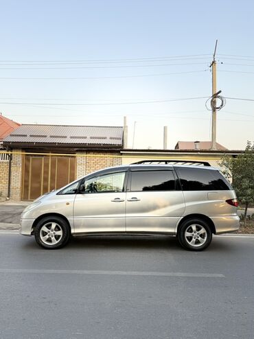 грузовой автомобиль: Toyota Previa: 2003 г., 2.4 л, Механика, Бензин, Минивэн